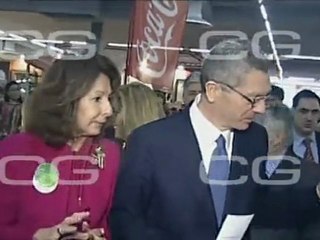 Gallardon en el rastrillo Nuevo Futuro