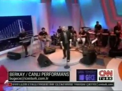 Berkay - Aldırma Deli Gönlüm & Onursuz Olmasın & Sevdam Ağlıyor (Canlı Performans)