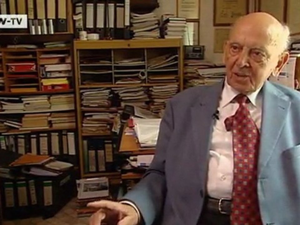 A Mayors Life - the Old Man of Hipstedt | People & Politics