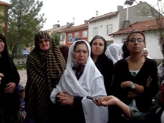 Eti- gümüş hemen kapatılmalıdır