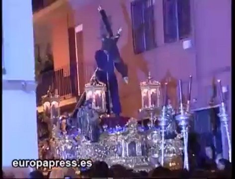 La duquesa de Alba vivió emocionada la Semana Santa