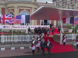 G8 : des milliards promis aux Arabes, Moscou médiateur en Libye