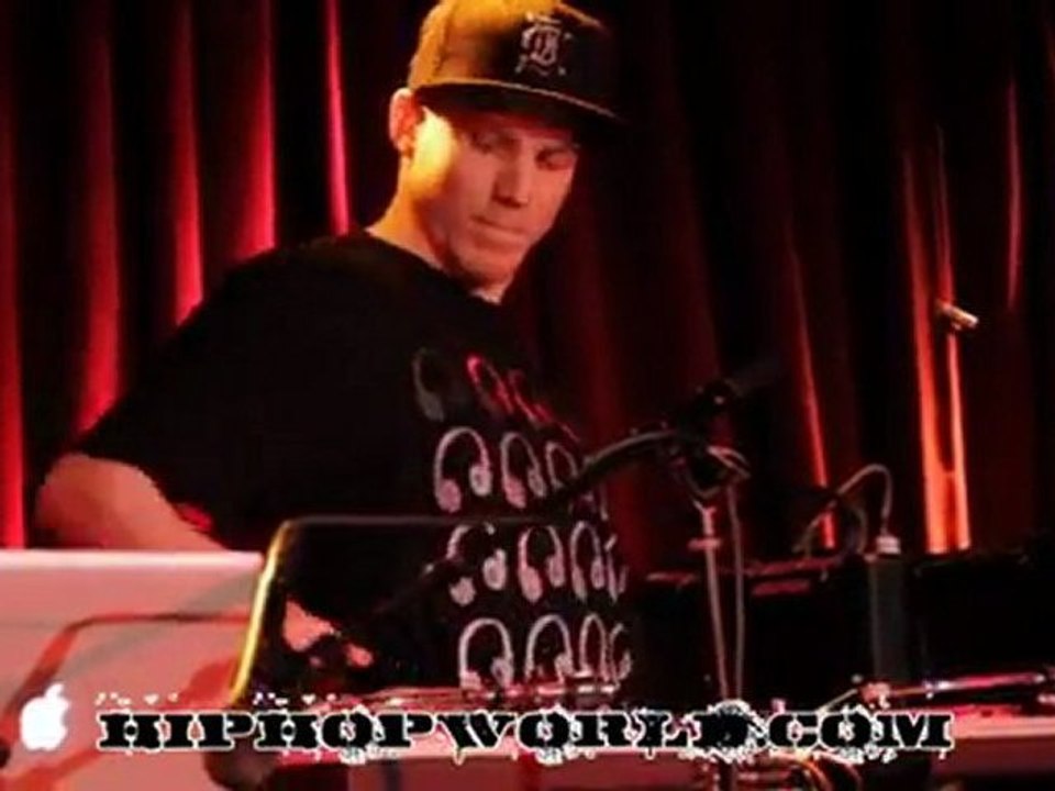 DJ Dysfunkshunal showcase at BB King NYC (hiphopworld.com)