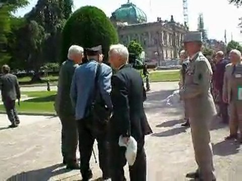 dépôt de gerbes MM Strasbourg - Amicale 1ère division française Libre mai 2011