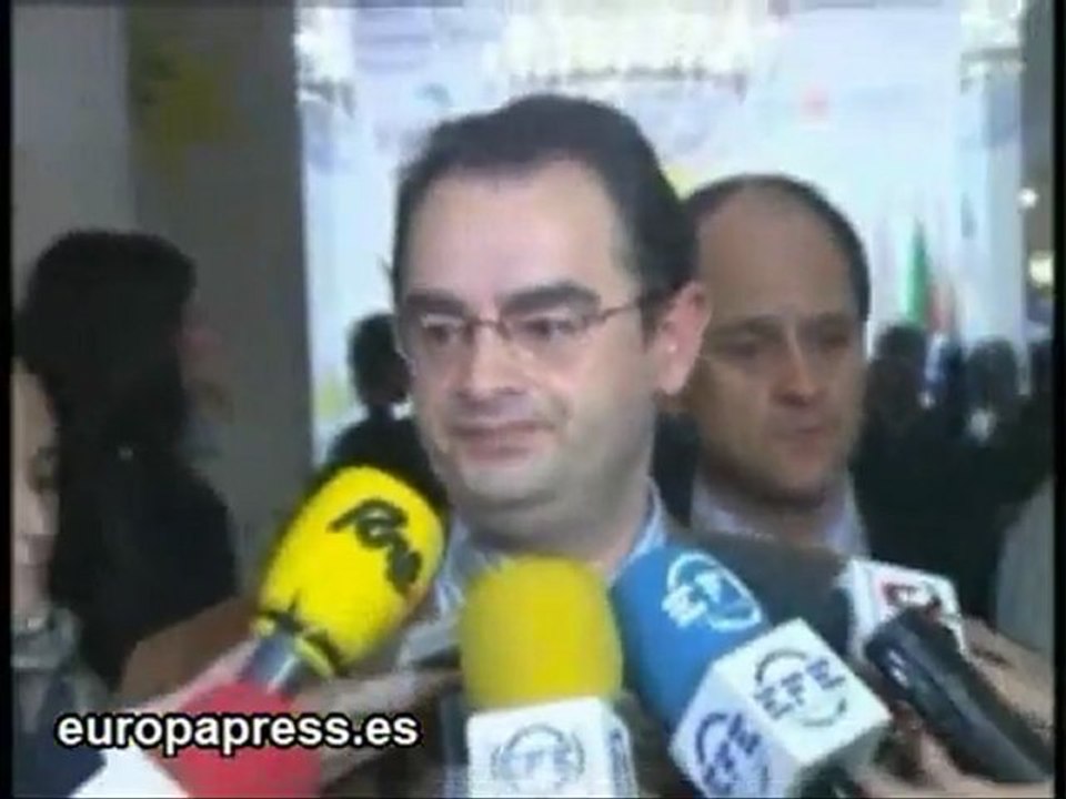 Un guardia civil muerto y cuatro heridos en un atentado