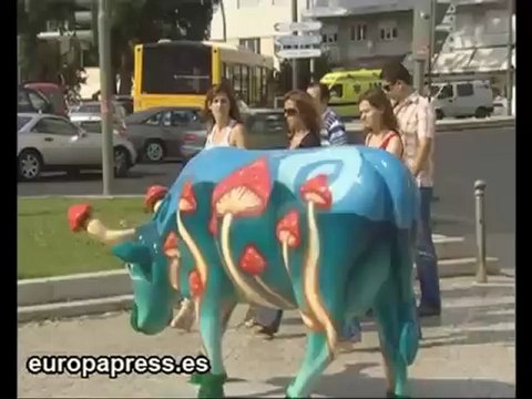 Una manada de vacas artísticas