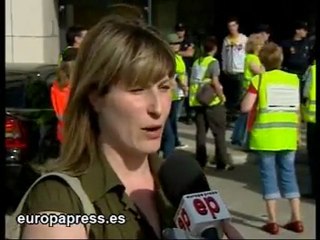 Exigen que les devuelvan el dinero