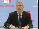 IU quiere que Zapatero reconozca en el Congreso la crisis.