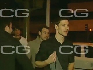 Xabi Alonso de cena con su mujer y amigos