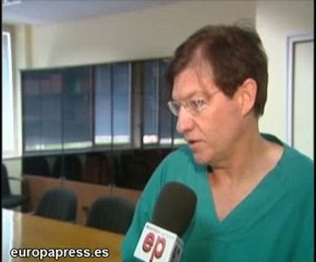 El Hospital La Fe de Valencia extirpa un tumor no maligno.