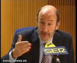 Rubalcaba reconoce que "estamos en crisis"