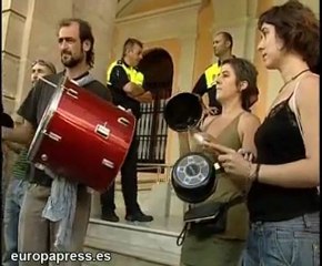 Cacerolada en Sevilla