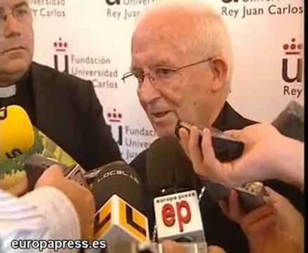 El cardenal Cañizares muestra su alegría
