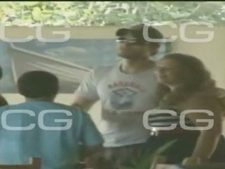 Pillamos a Enrique Iglesias de relax en México