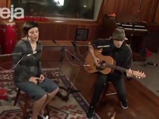 Fernanda Takai canta There Must Be an Angel