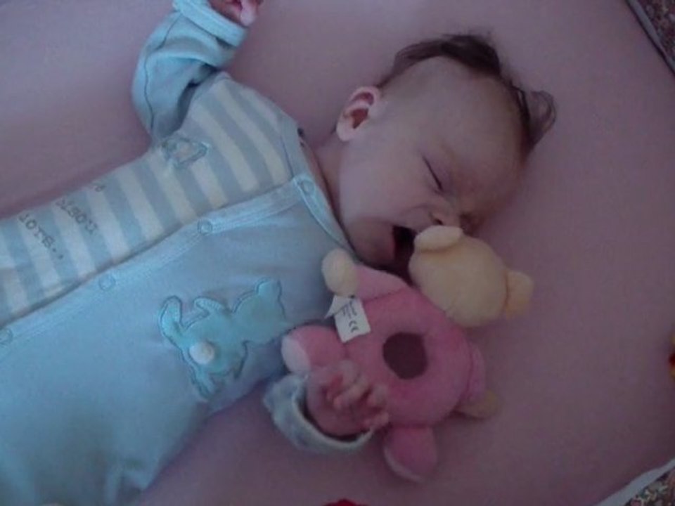 27-05-2011 encore dans son lit