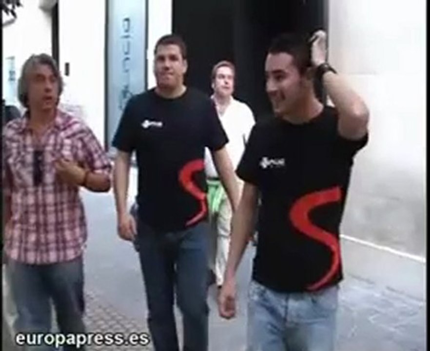 Andy y Lucas, 'Con los pies en la tierra'