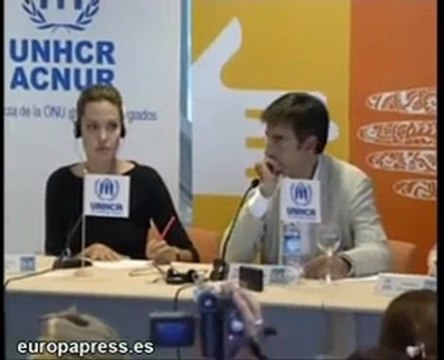 Brad Pitt y Angelina Jolie adoptan una niÃ±a