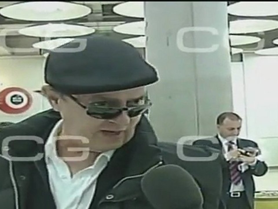 Junior vuelve de la boda de Carmen Morales