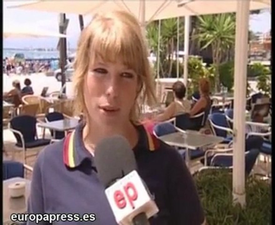 La crisis vacía los bares, no las playas