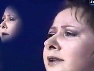 Emel Tascioglu - Sabahin seherinde ötüyor kuşlar.HD