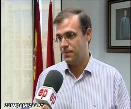 Prohibisdos los encierros a menores de edad