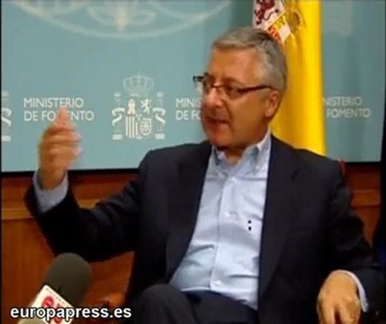 Blanco aboga por contener salarios