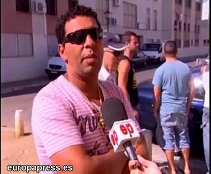 Vecinos de Sevilla atemorizados por su vecino