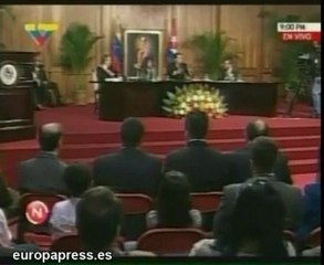 Chávez rompe relaciones con Colombia