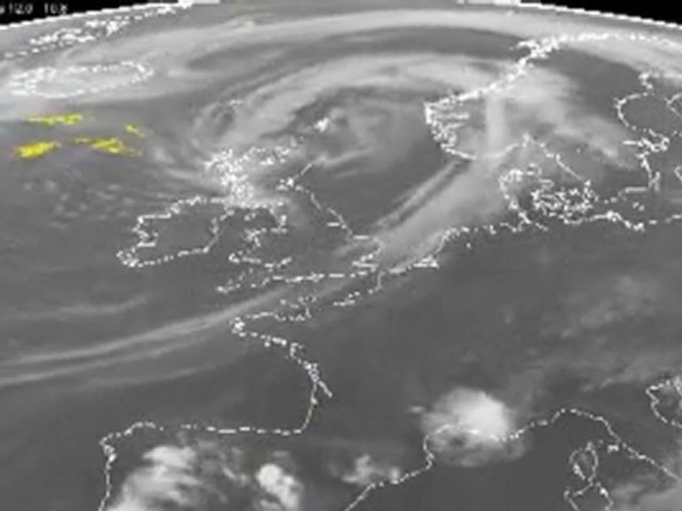 Le panache de cendres volcaniques du volcan islandais Grímsvötn