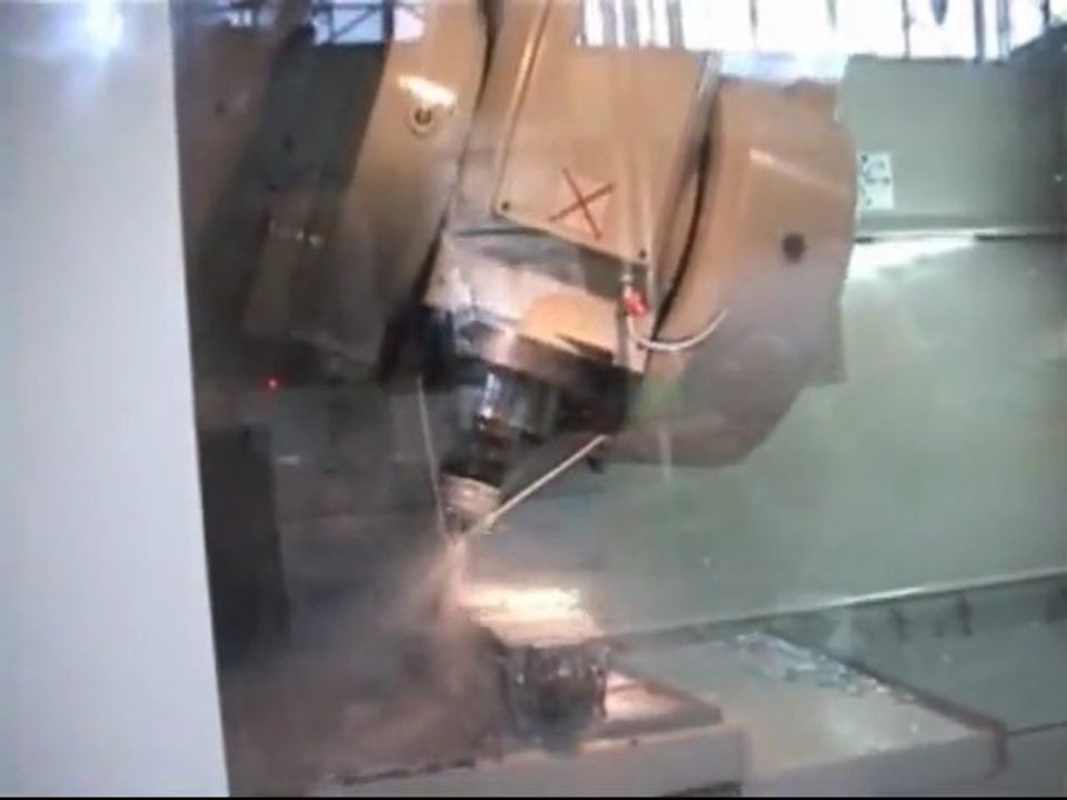 Okuma 853PF with Fanuc Control - MachineTools.TV