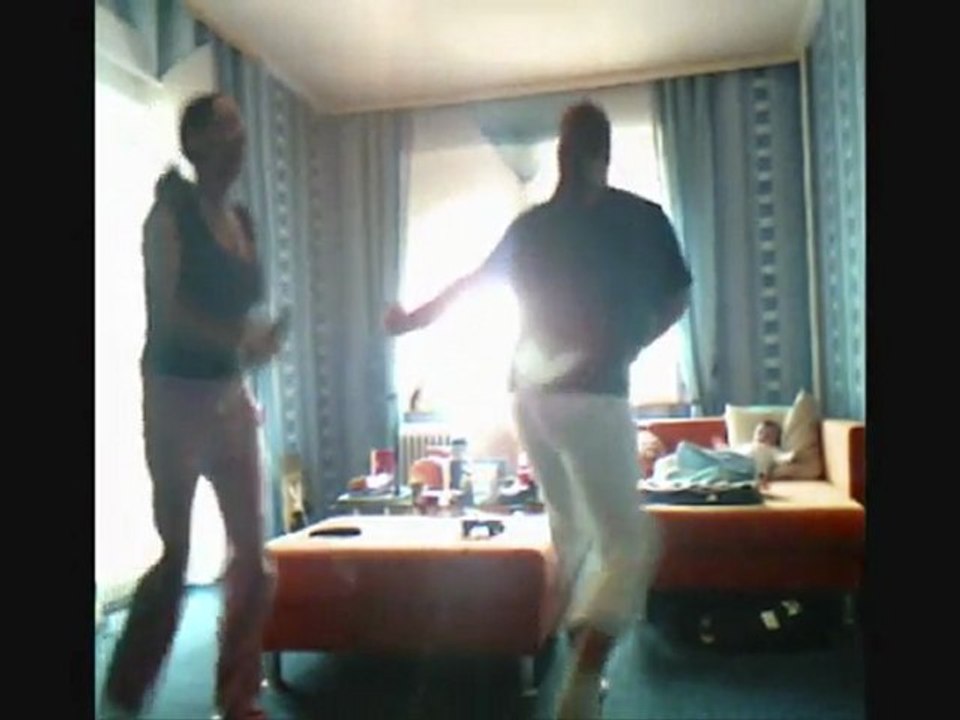 Für meine kleine Schwester Julia, lieb dich und vermisse unsere gemeinsame Zeit