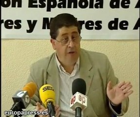 'Plan Escuela' podría terminar con los libros