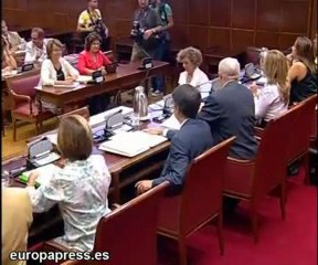 Jiménez asegura que hay vacunas suficientes