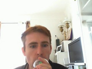 Wiwi égratigne "shake your body" d'EXP