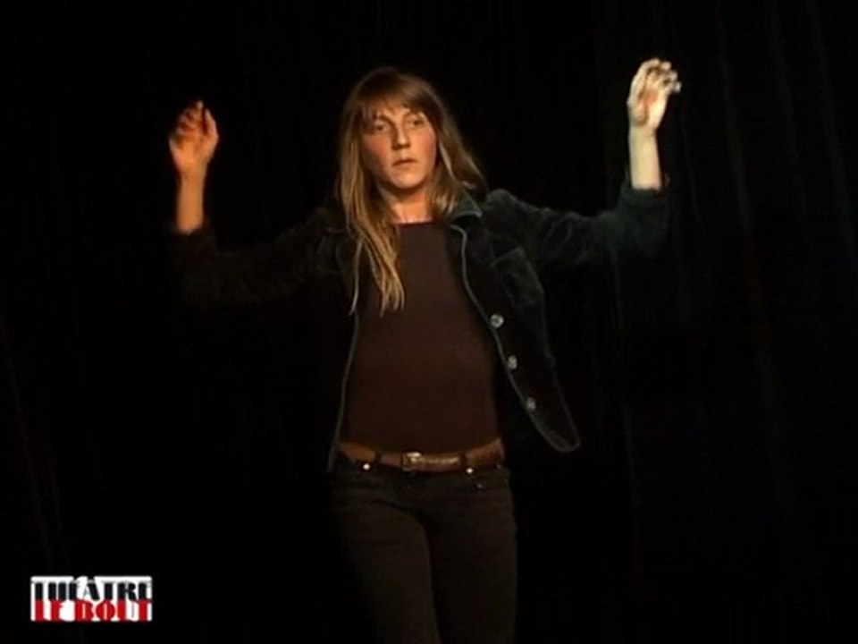 Emilie Chertier au théâtre Le Bout