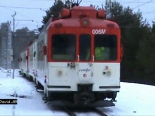 Estación de Cotos - 442 llegando