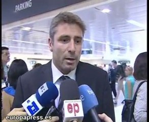Inmigrantes sin billete colapsan vías tren