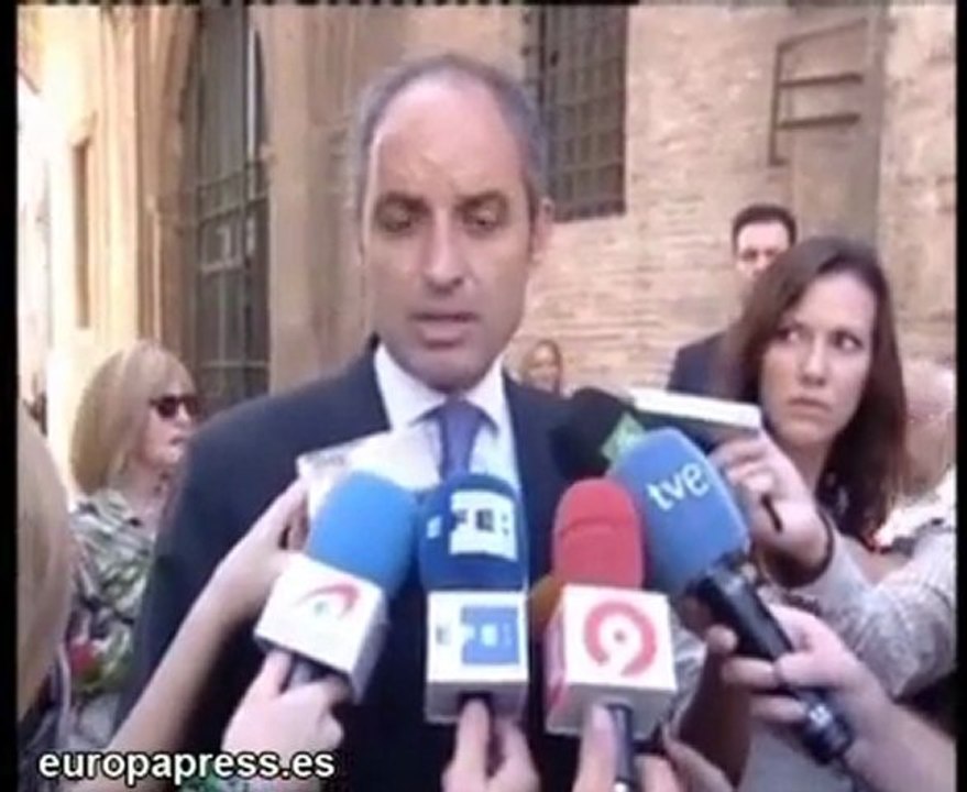 Camps dice que la reunión con Rajoy "fue una más"