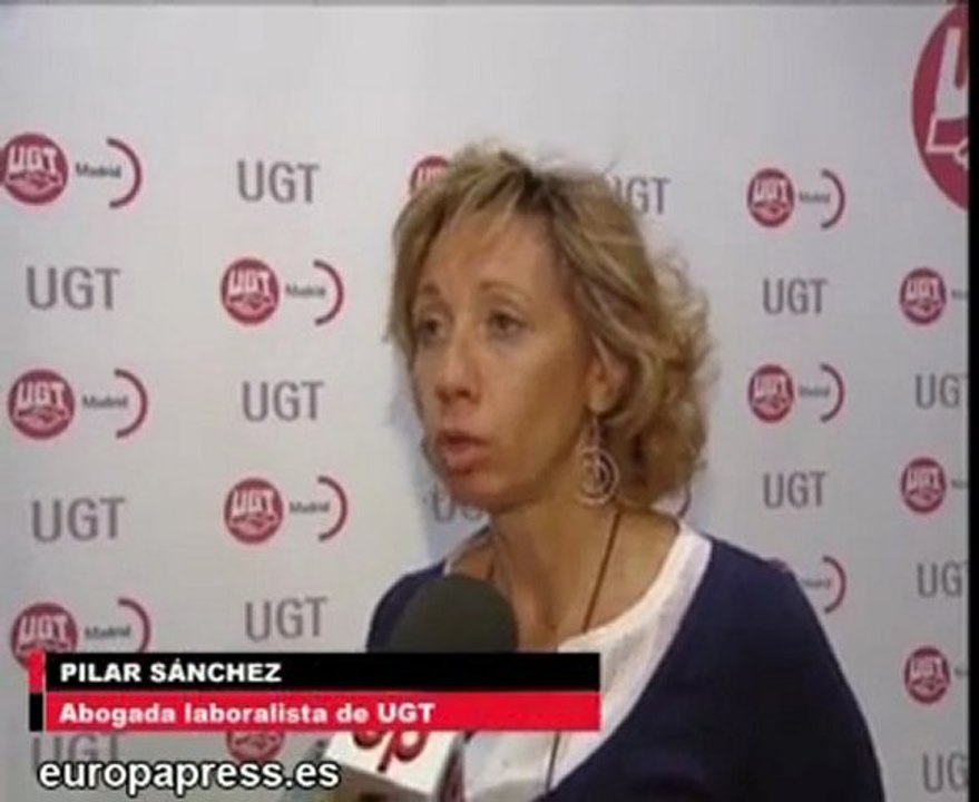 Sólo ropa interior bajo sus batas