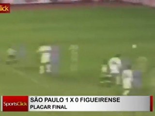 Lucas garante vitória do São Paulo no fim