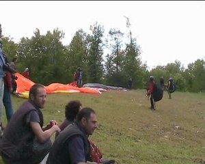 YAMAÇ PARAŞÜTÇÜLERİ