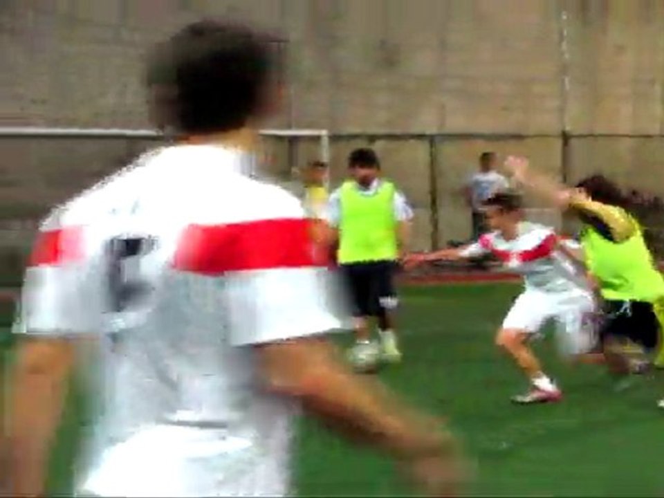 28.05.11 The B.paşa Hooligans - Bahçedeki Fener