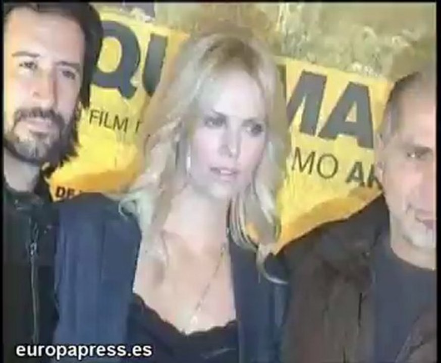 Charlize Theron podría protagonizar "Mad Max"