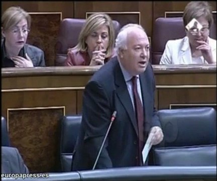 Moratinos defiende su actuación en Cuba