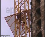 Pancartas para salvar el clima en la Sagrada Familia