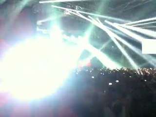 F*** Me i'm Famous 2011 - Entrée de Cathy Guetta