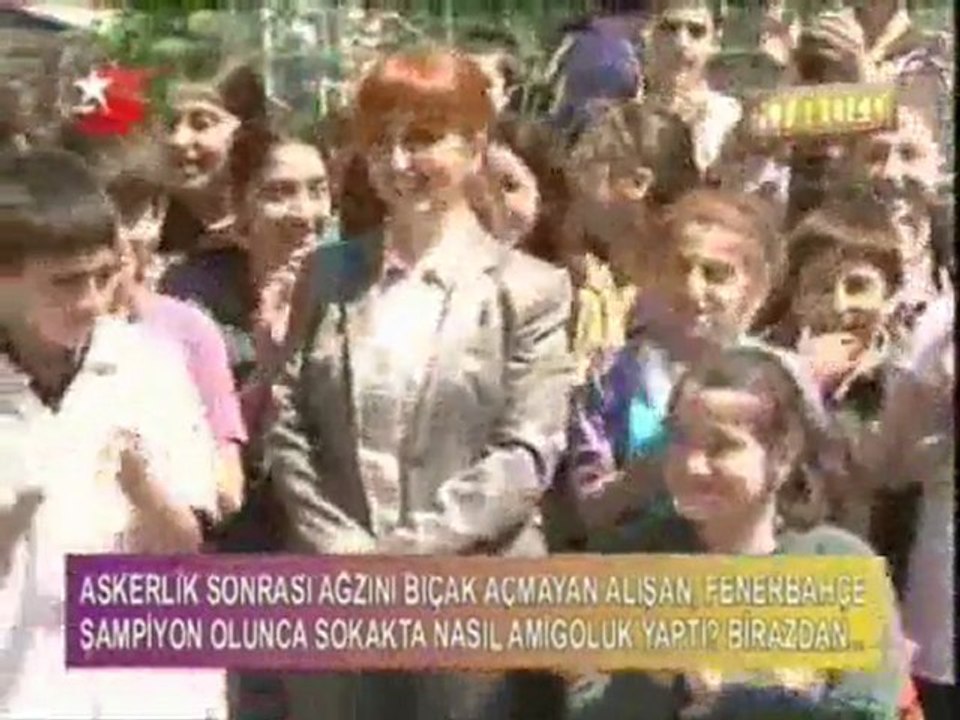Beren Saat Super StarLife (29.05.2011)