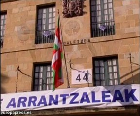 Pañuelos en solidaridad con el Alakrana