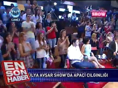 Hulya Avşar Apaçi dansı